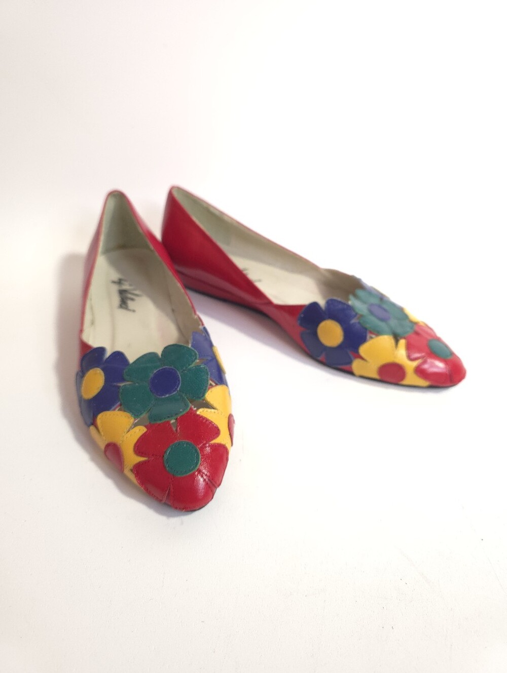 Vintage Aj Valenci Daisy appliqué Mod floral Leather Flats Size 7M 80s Art Shoes